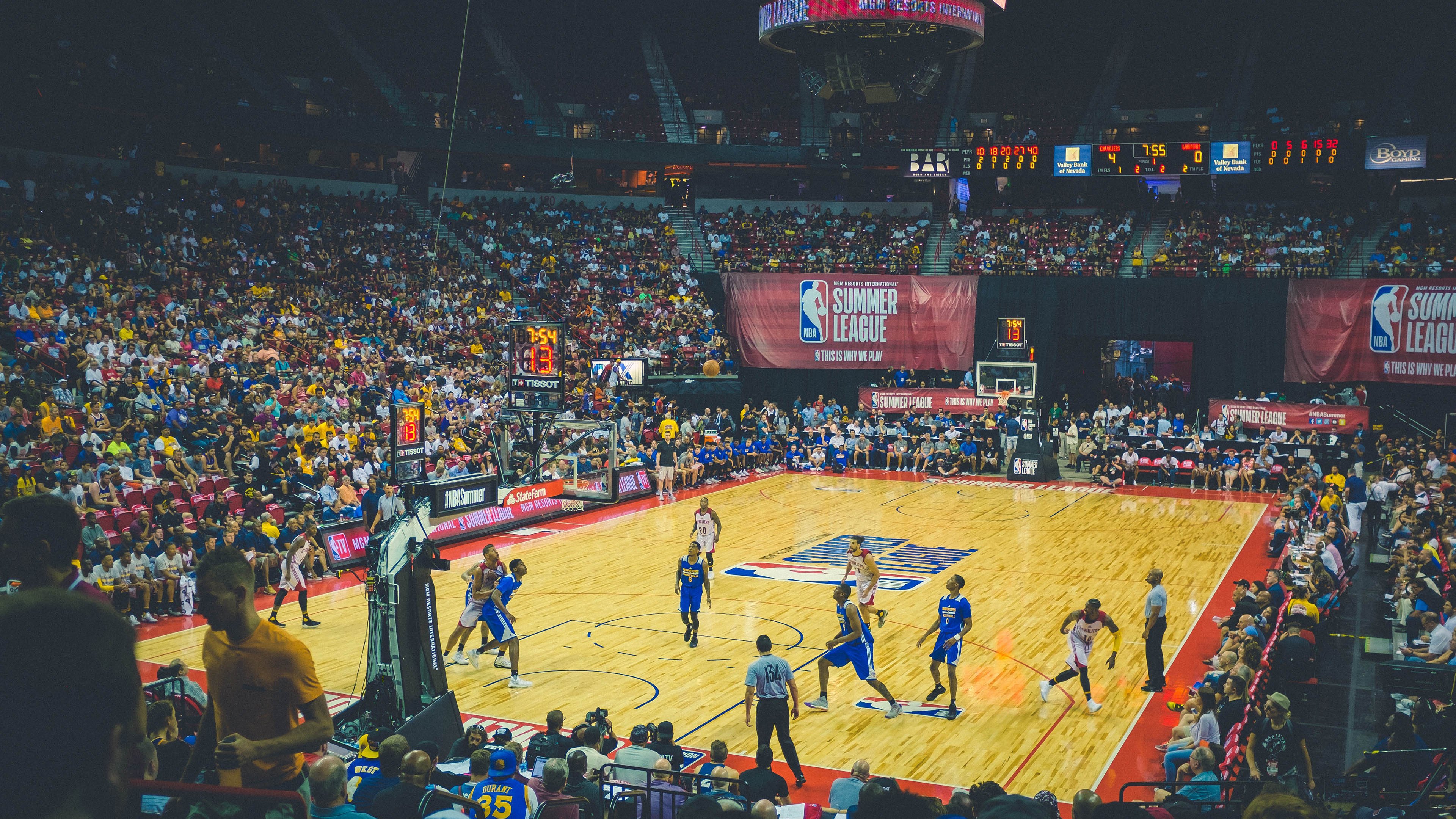 绿茵场上的猛龙，欧冠半决赛的颠覆之战与体育精神的永恒启示