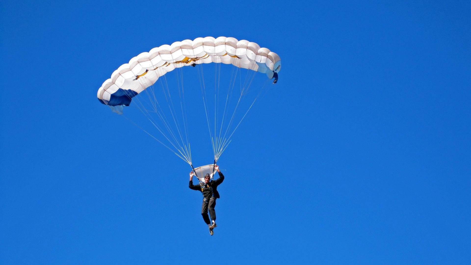 开云体育官网-跨界战神，从CBA奇才到德甲伦纳德，硬仗基因如何定义冠军时刻